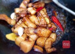 五花肉烧鸡翅根的做法图解6