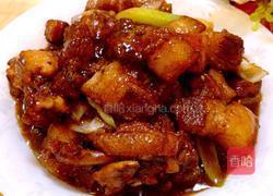 五花肉烧鸡翅根的做法图解9