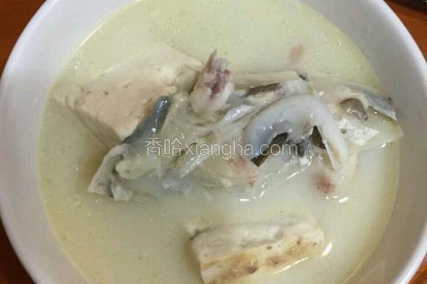 鱼头豆腐汤