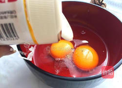 香椿煎鸡蛋的做法图解3