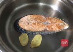 香煎三文鱼排的做法图解6