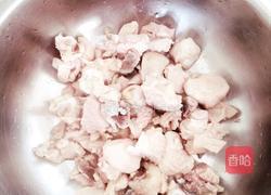土豆烧鸡腿的做法图解2