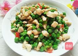 豌豆炒鸡肉的做法图解11