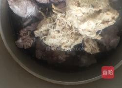 猪骨头炖萝卜丝的做法图解3