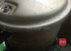 猪骨头炖萝卜丝的做法图解4