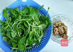 毛菜炒油渣的做法图解1