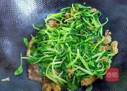 毛菜炒油渣的做法图解5