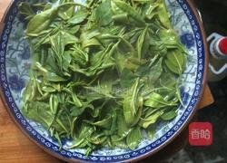 新菜式 茶叶煎蛋的做法图解1