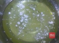 十寸戚风蛋糕的做法图解5