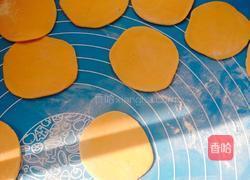 胡萝卜猪肉水饺的做法图解11