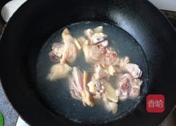 鸡腿冬瓜胡萝卜粉丝汤的做法图解2