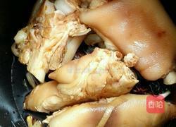 电饭锅卤猪手的做法图解3