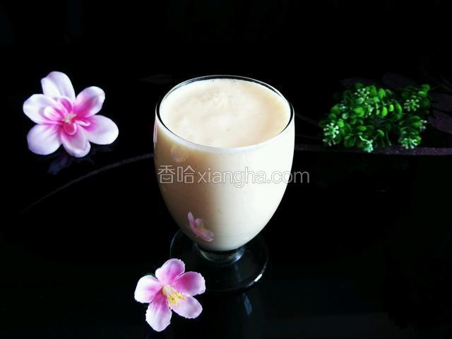 来一张摆拍。