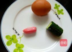黄瓜火腿蛋饼的做法图解1