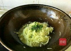 炝炒青笋丝的做法图解8