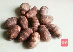 红烧排骨小芋头的做法图解1