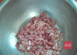 猪肉槐花馅饺子的做法图解5