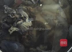 乌鸡山药汤的做法图解1