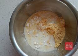 奶香玉米松饼的做法图解3