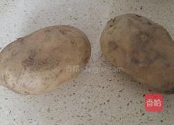 炸土豆条（薯条）的做法图解1