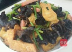 油豆腐炒蒜苔的做法图解4