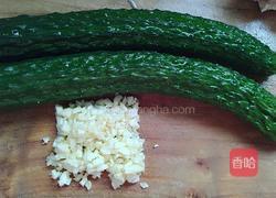拍麻酱黄瓜的做法图解1
