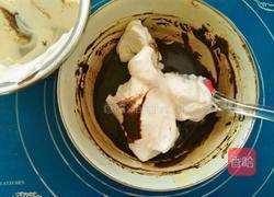 6寸巧克力可可戚风蛋糕的做法图解13