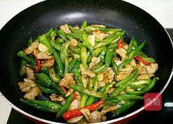 尖椒炒肉的做法图解11