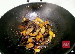 豆瓣烧茄子的做法图解7