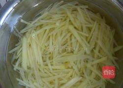 凉拌土豆丝木耳的做法图解2
