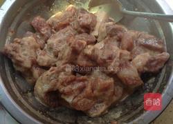 酸甜菠萝排骨的做法图解2