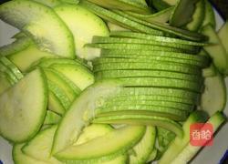  素炒小南瓜片的做法图解1