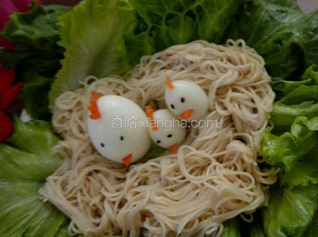 将鸡蛋摆造型