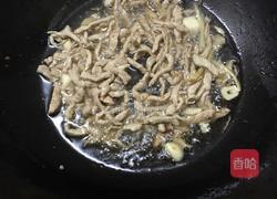 芹菜肉丝的做法图解3