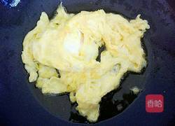 青椒炒鸡蛋的做法图解4