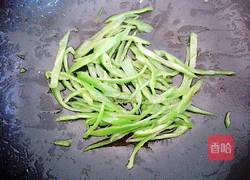 青椒炒鸡蛋的做法图解5