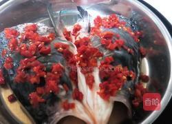 剁椒鱼头的做法图解2