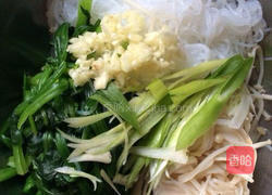 金针菇粉丝拌菠菜的做法图解6
