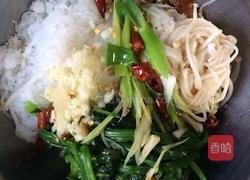 金针菇粉丝拌菠菜的做法图解7