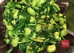 蚕豆炒韭菜的做法图解5