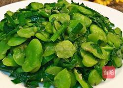 蚕豆炒韭菜的做法图解6