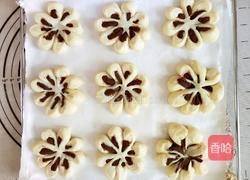 花朵豆沙面包的做法图解15