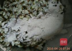 槐花煎蛋的做法图解2