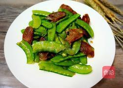 荷兰豆炒腊肠的做法图解7