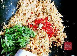 鱼籽炒香菜的做法图解5