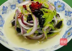 凉拌洋葱莴笋的做法图解5