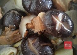 香菇炖土鸡的做法图解10