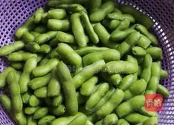 凉拌毛豆的做法图解2