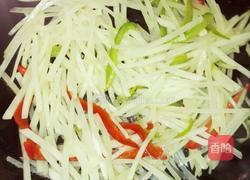 五香土豆丝的做法图解2