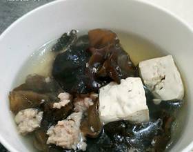 木耳瘦肉汤[图]